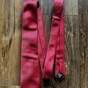 Perry Ellis Red Geometric Silk Tie